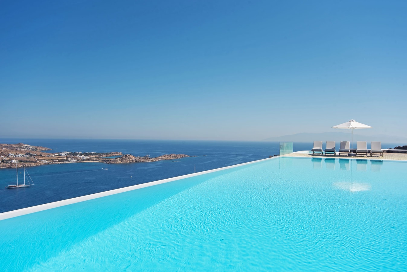 Luxury modern villa with swimming pool in Mykonos 51 My Villa Breaks