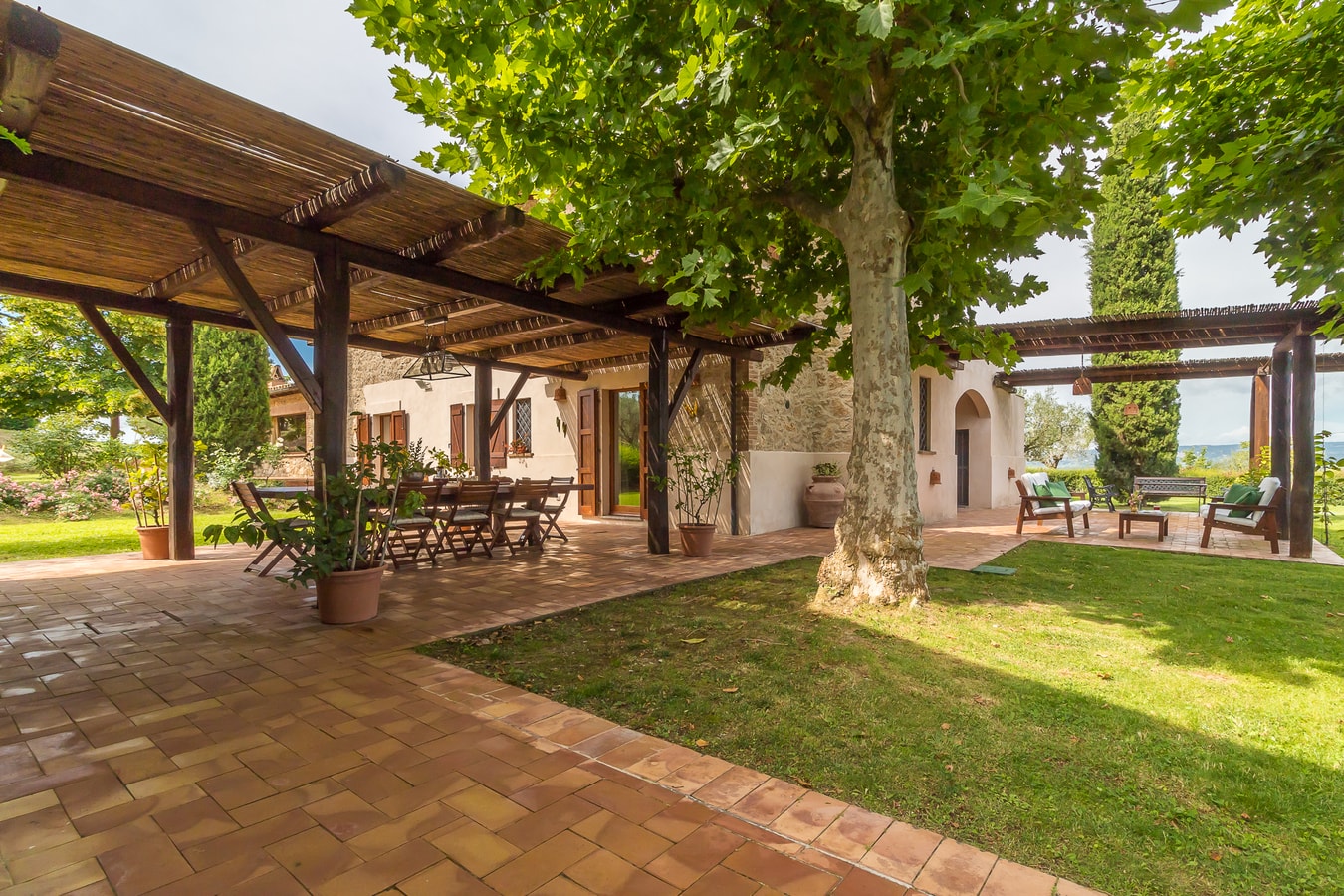 Villa Orvieto - private villa with tennis and pool Italian Breaks