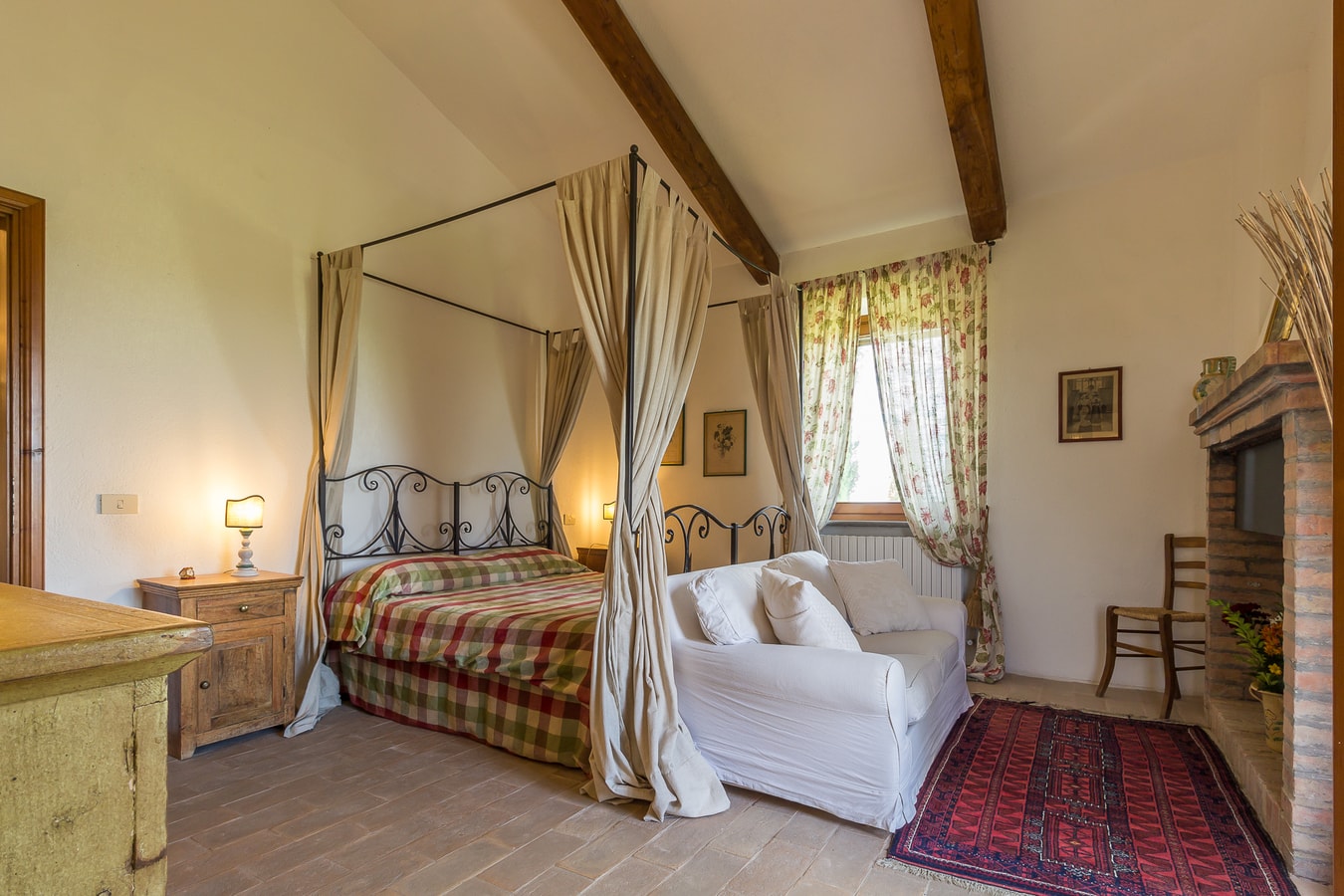 Villa Orvieto - private villa with tennis and pool 18 Italian Breaks