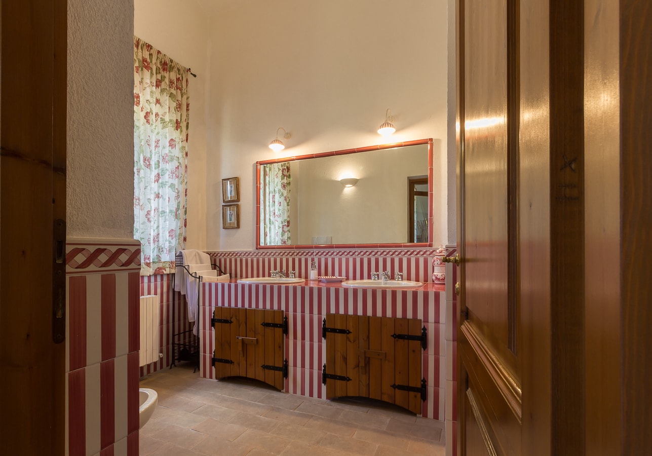 Villa Orvieto - private villa with tennis and pool 24 Italian Breaks