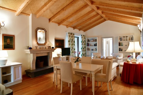 Villa Nobile 7 Italian Breaks