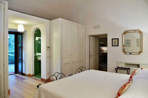 Villa Nobile 16 Italian Breaks
