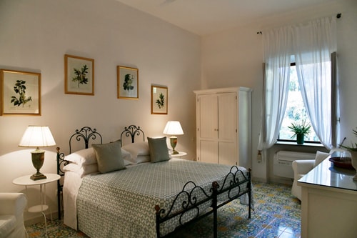 Villa Nobile 30 Italian Breaks