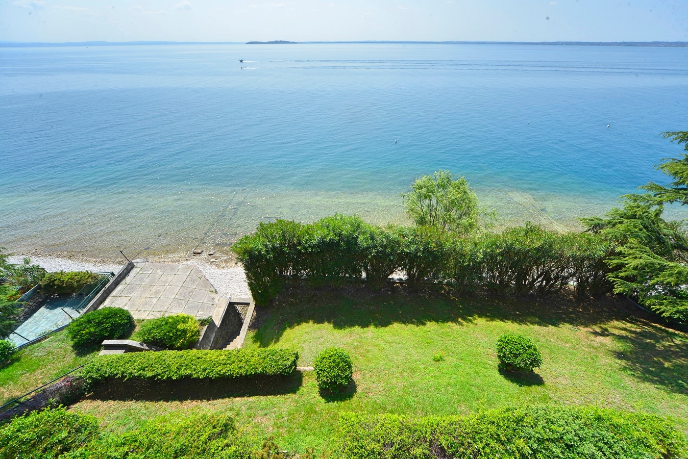 Villa Nilda - Private lakefront property with pool 2 Italian Breaks