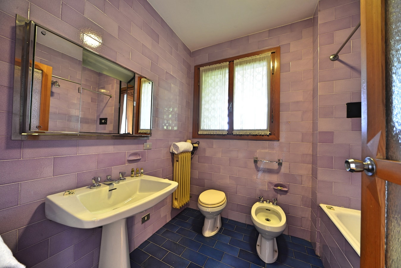Villa Nilda - Private lakefront property with pool 8 Italian Breaks