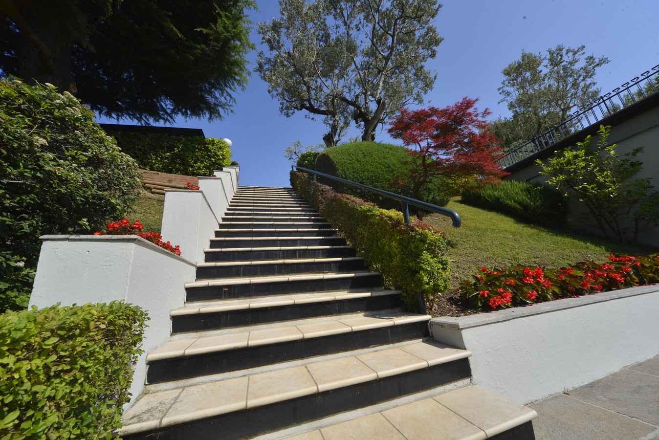 Villa Nilda - Private lakefront property with pool 26 Italian Breaks