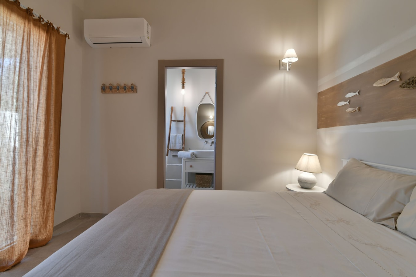 Private villa with swimming pool in Sicily 21 Italian Breaks