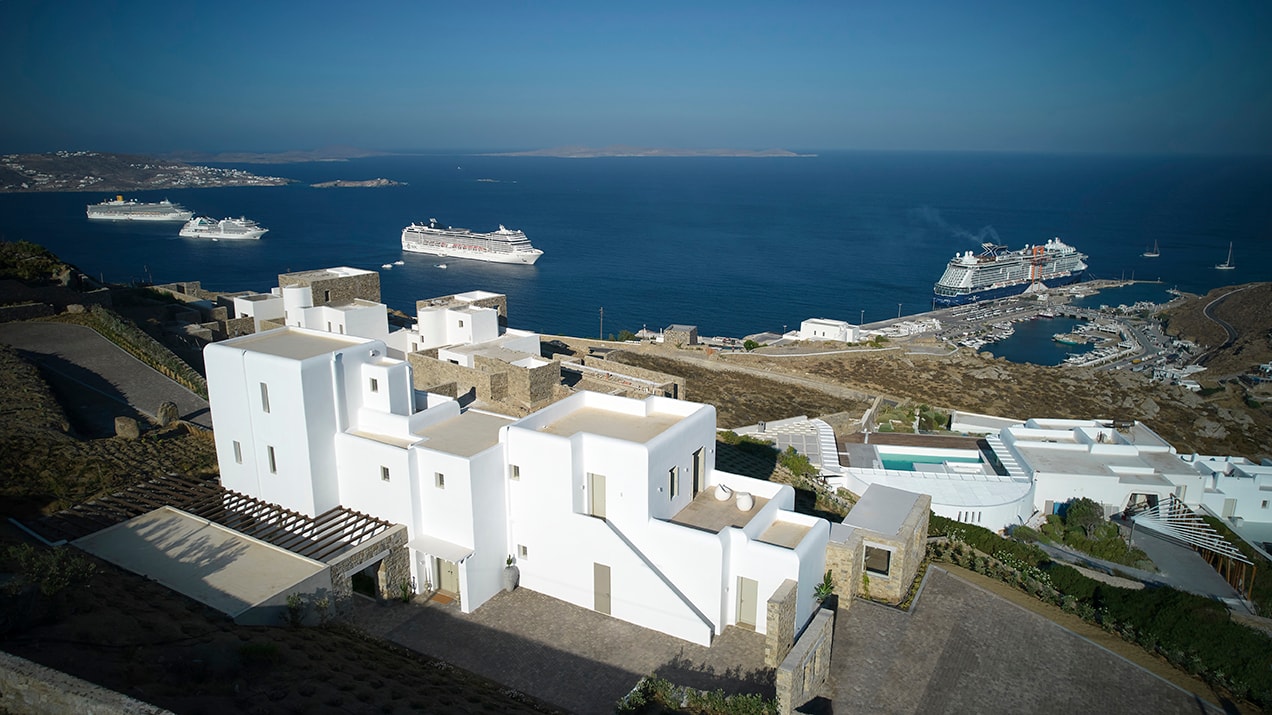 Luxury modern villa with swimming pool in Mykonos 1 My Villa Breaks