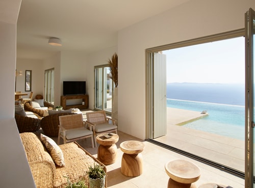 Luxury modern villa with swimming pool in Mykonos 10 My Villa Breaks