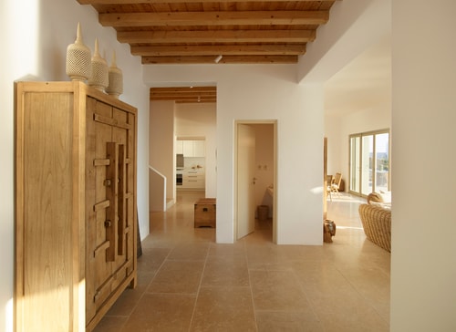 Luxury modern villa with swimming pool in Mykonos 12 My Villa Breaks