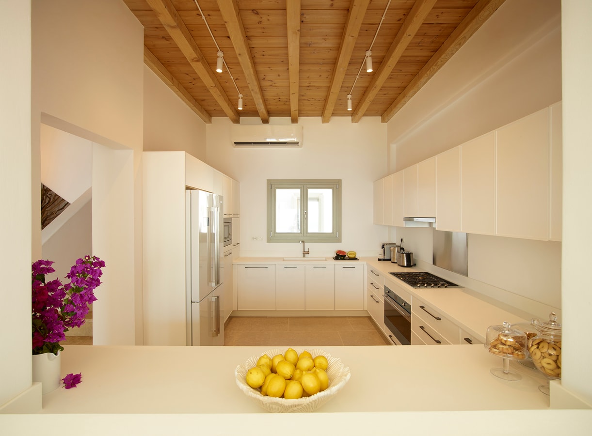 Luxury modern villa with swimming pool in Mykonos 13 My Villa Breaks