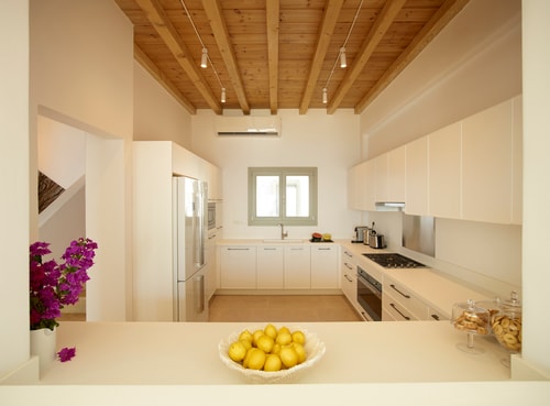 Luxury modern villa with swimming pool in Mykonos 13 My Villa Breaks