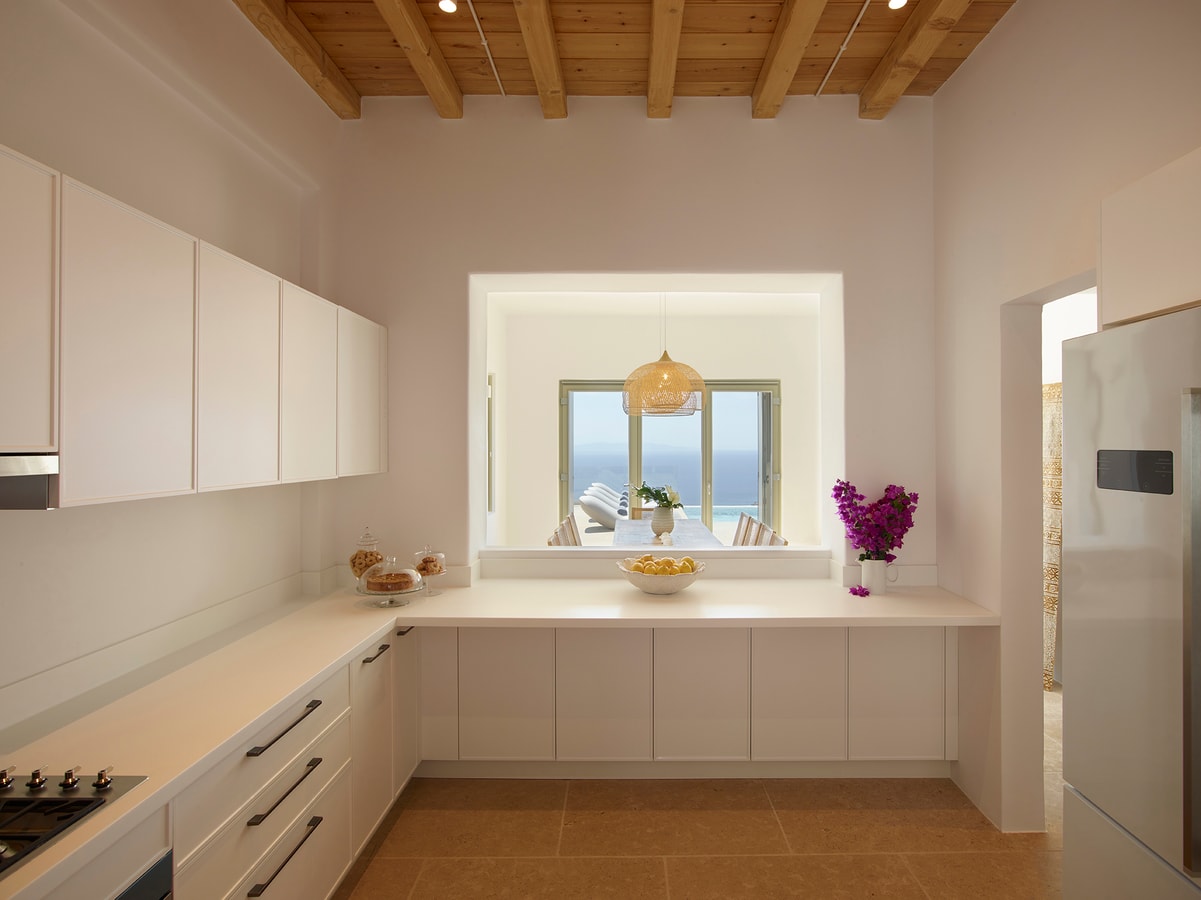 Luxury modern villa with swimming pool in Mykonos 14 My Villa Breaks