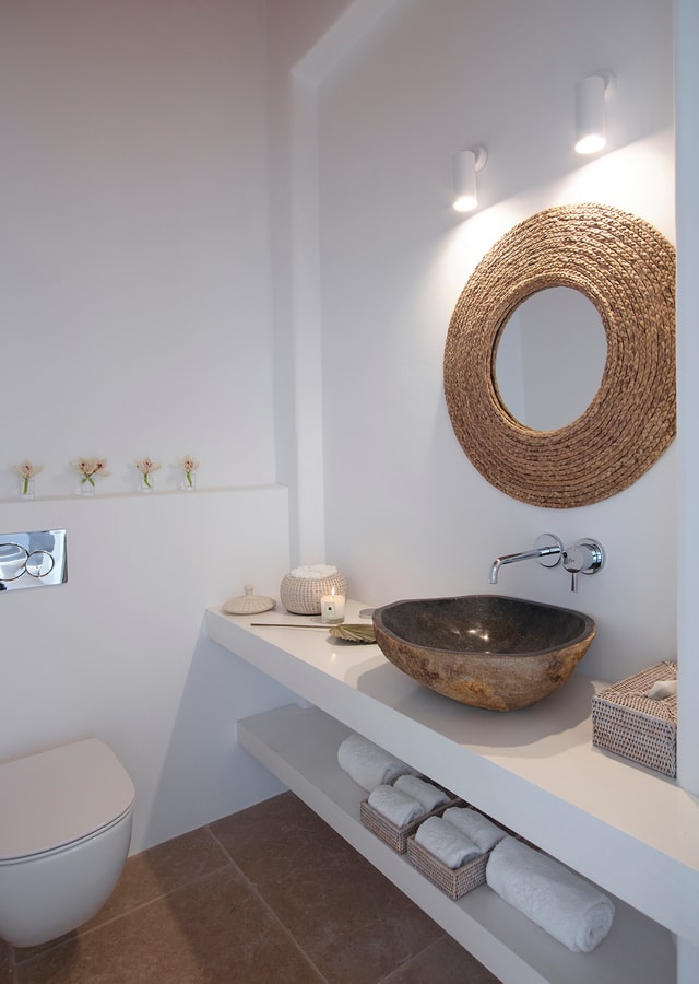 Luxury modern villa with swimming pool in Mykonos 21 My Villa Breaks