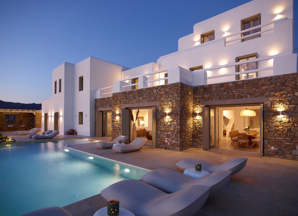 Luxury modern villa with swimming pool in Mykonos 43 My Villa Breaks