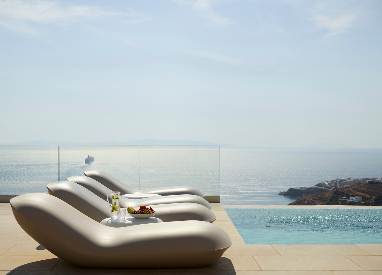 Luxury modern villa with swimming pool in Mykonos 44 My Villa Breaks
