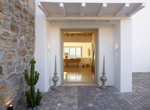 Luxury modern villa with swimming pool in Mykonos 45 My Villa Breaks