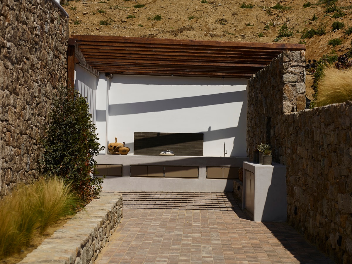 Luxury modern villa with swimming pool in Mykonos 49 My Villa Breaks