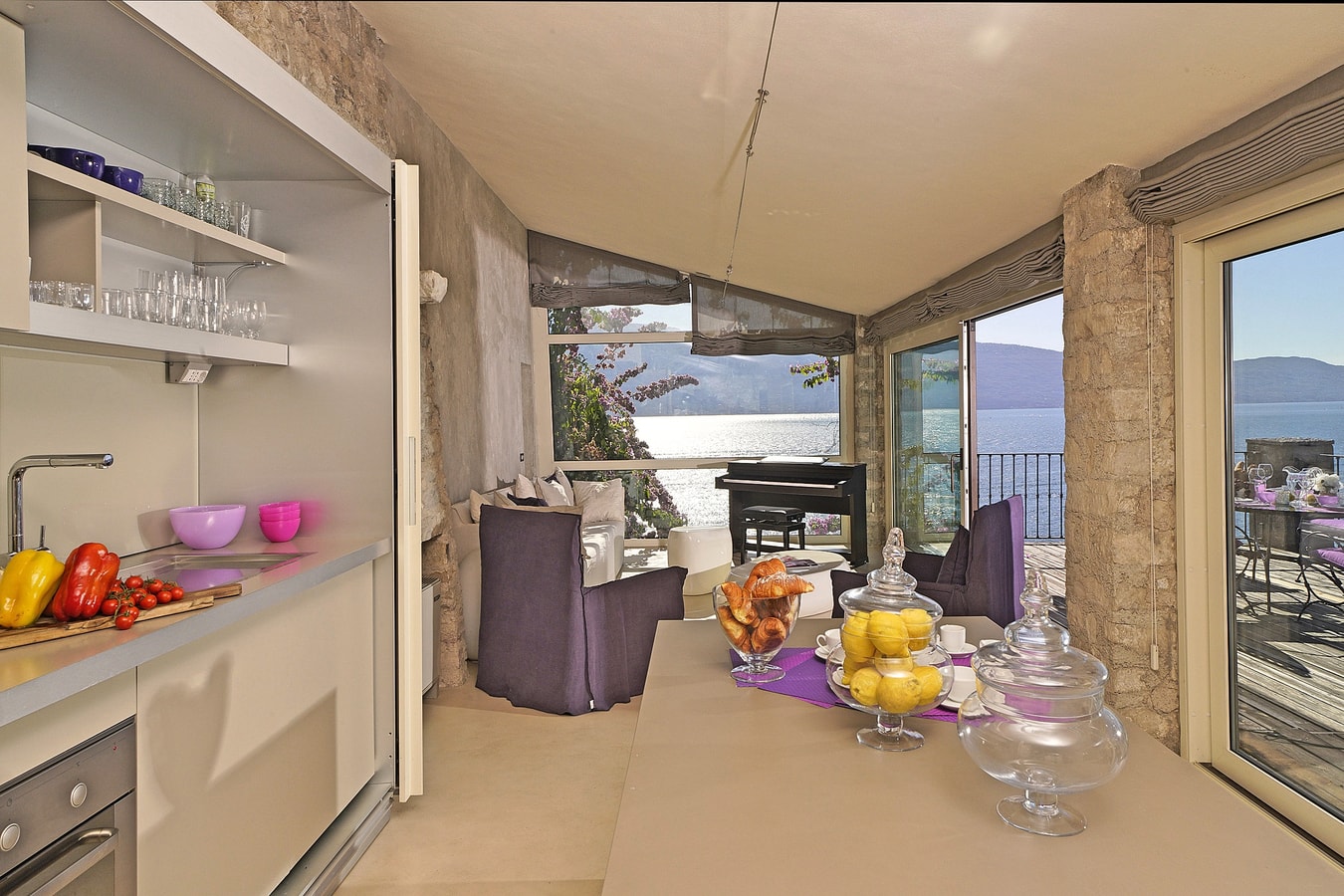 Villa Ludovica - Private lakeside villa with pool 4 Italian Breaks