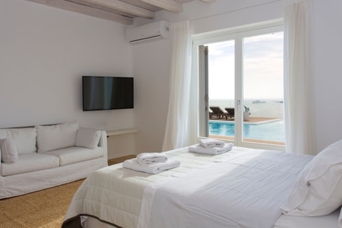 Luxury private villa with swimming pool and sea views 13 My Villa Breaks