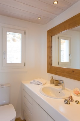 Luxury private villa with swimming pool and sea views 17 My Villa Breaks