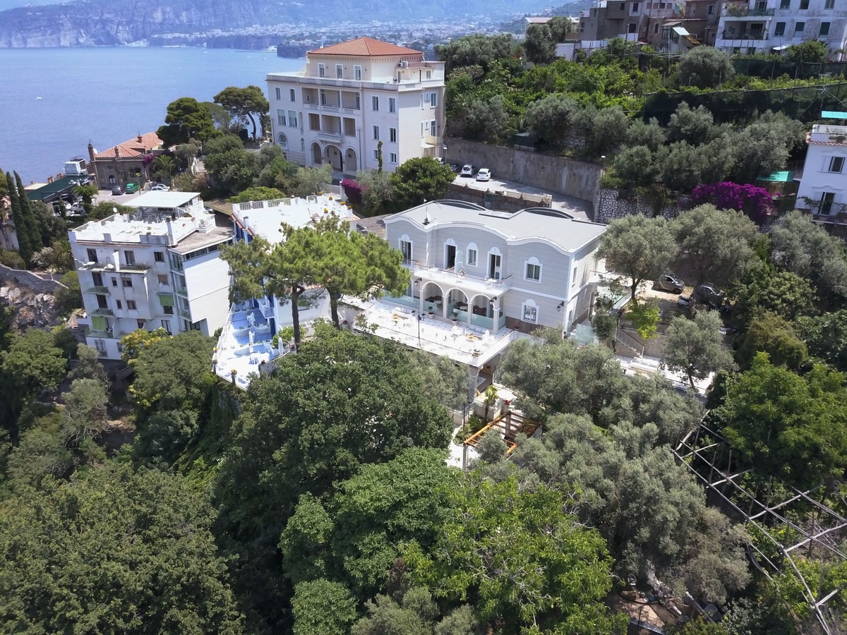 Villa Assunda - Luxury villa with pool in Sorrento 49 Italian Breaks