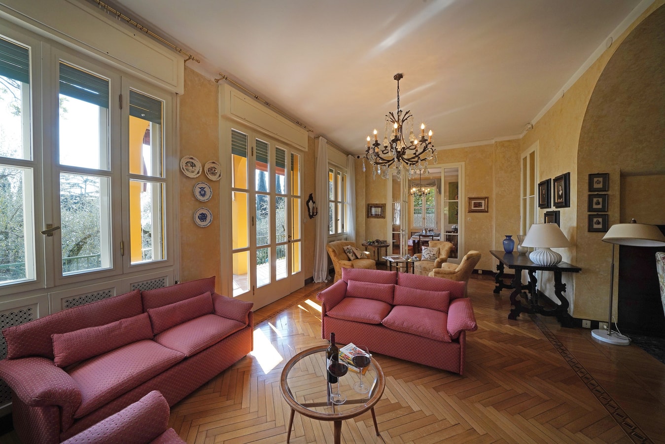 Villa Kaira - Private lakeside villa with pool 2 Italian Breaks