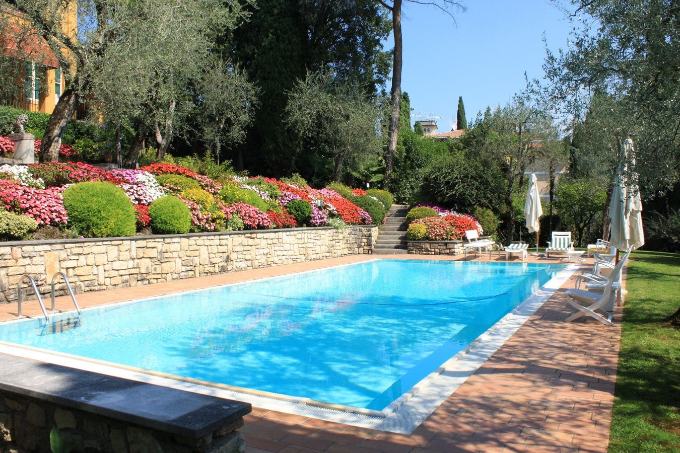 Villa Kaira - Private lakeside villa with pool 25 Italian Breaks