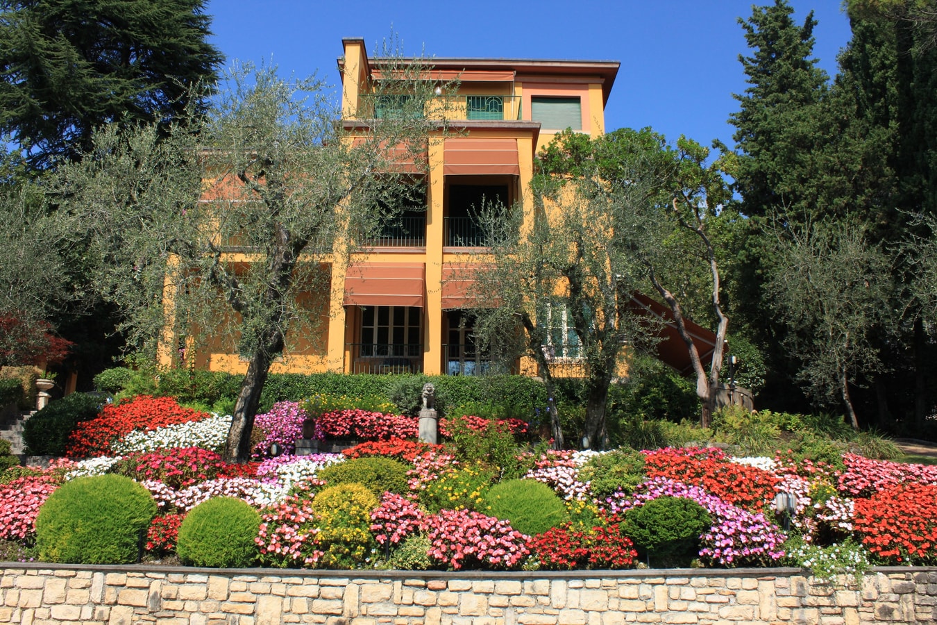 Villa Kaira - Private lakeside villa with pool 30 Italian Breaks