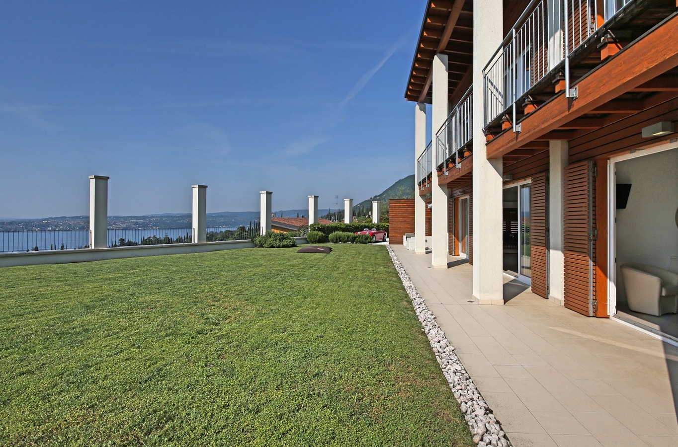 Villa Isotta - Lakeside villa with private pool 27 Italian Breaks