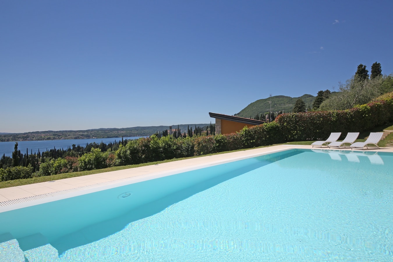 Villa Isotta - Lakeside villa with private pool 31 Italian Breaks