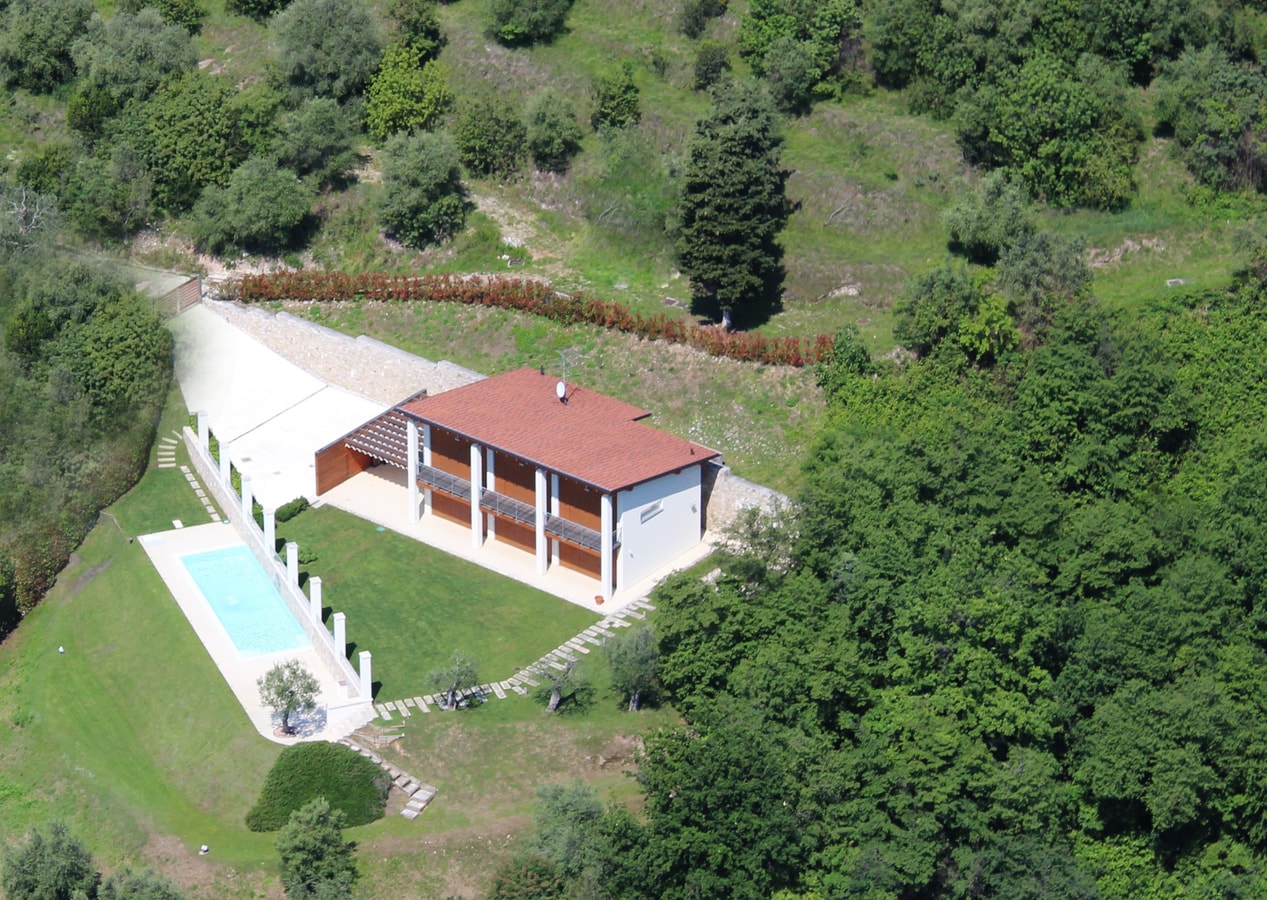 Villa Isotta - Lakeside villa with private pool 34 Italian Breaks
