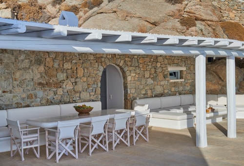 Luxury modern villa with a swimming pool and jacuzzi 28 My Villa Breaks