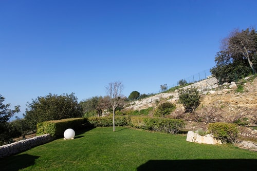 Modern villa with private pool near Ragusa 30 Italian Breaks