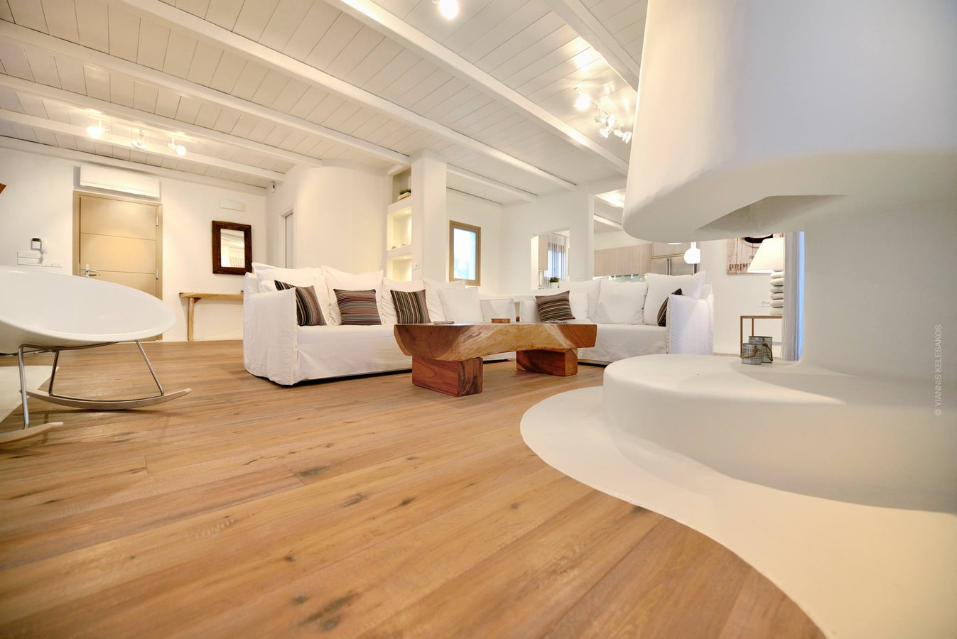 Luxury modern villa with a swimming pool in Mykonos 2 My Villa Breaks