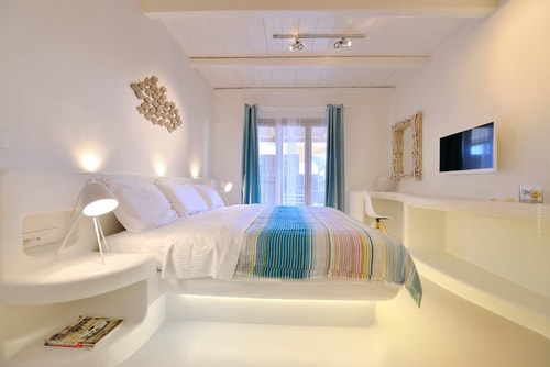 Luxury modern villa with a swimming pool in Mykonos 10 My Villa Breaks