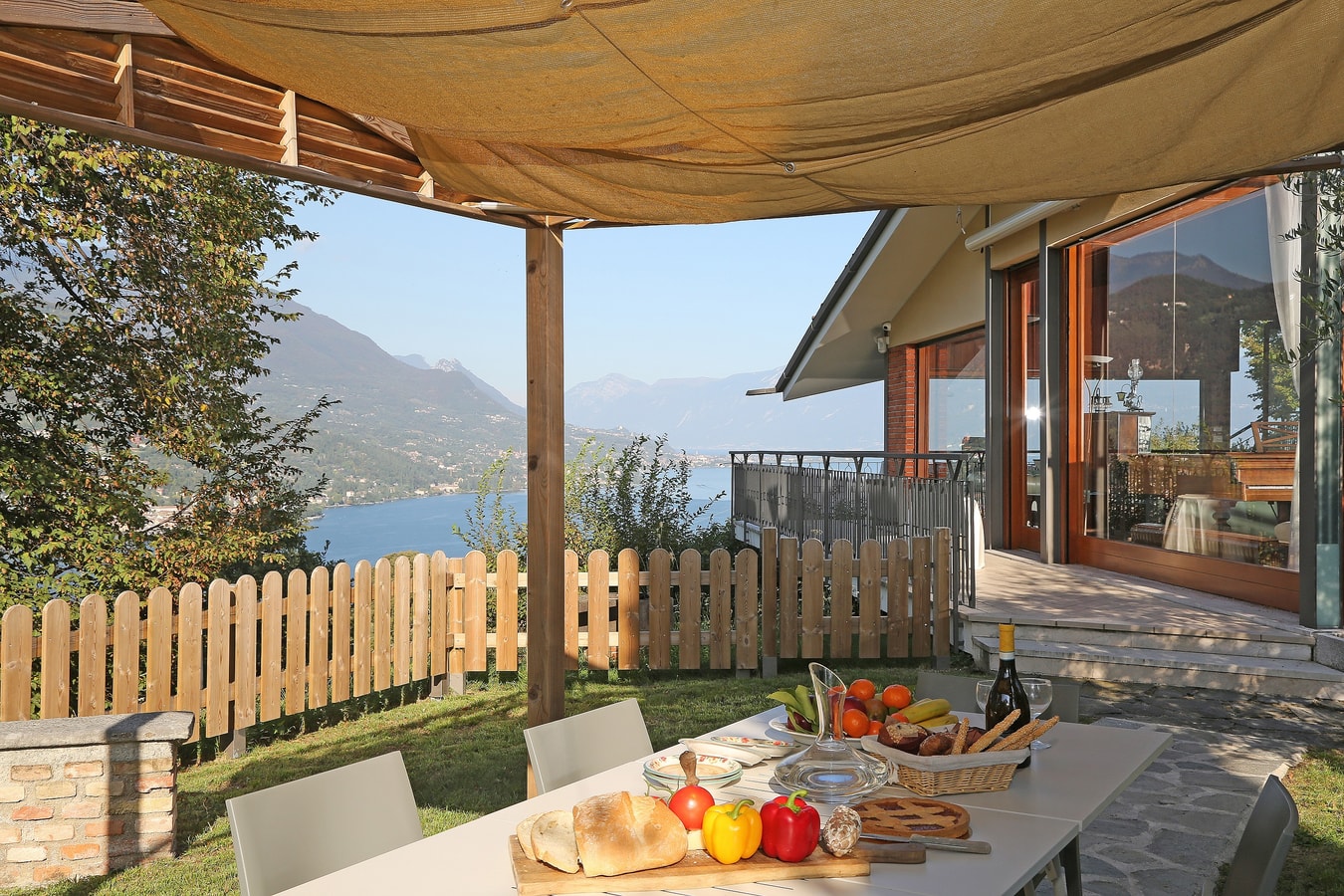 Villa Fedella - Lakeside villa with private pool and lake views 1 Italian Breaks
