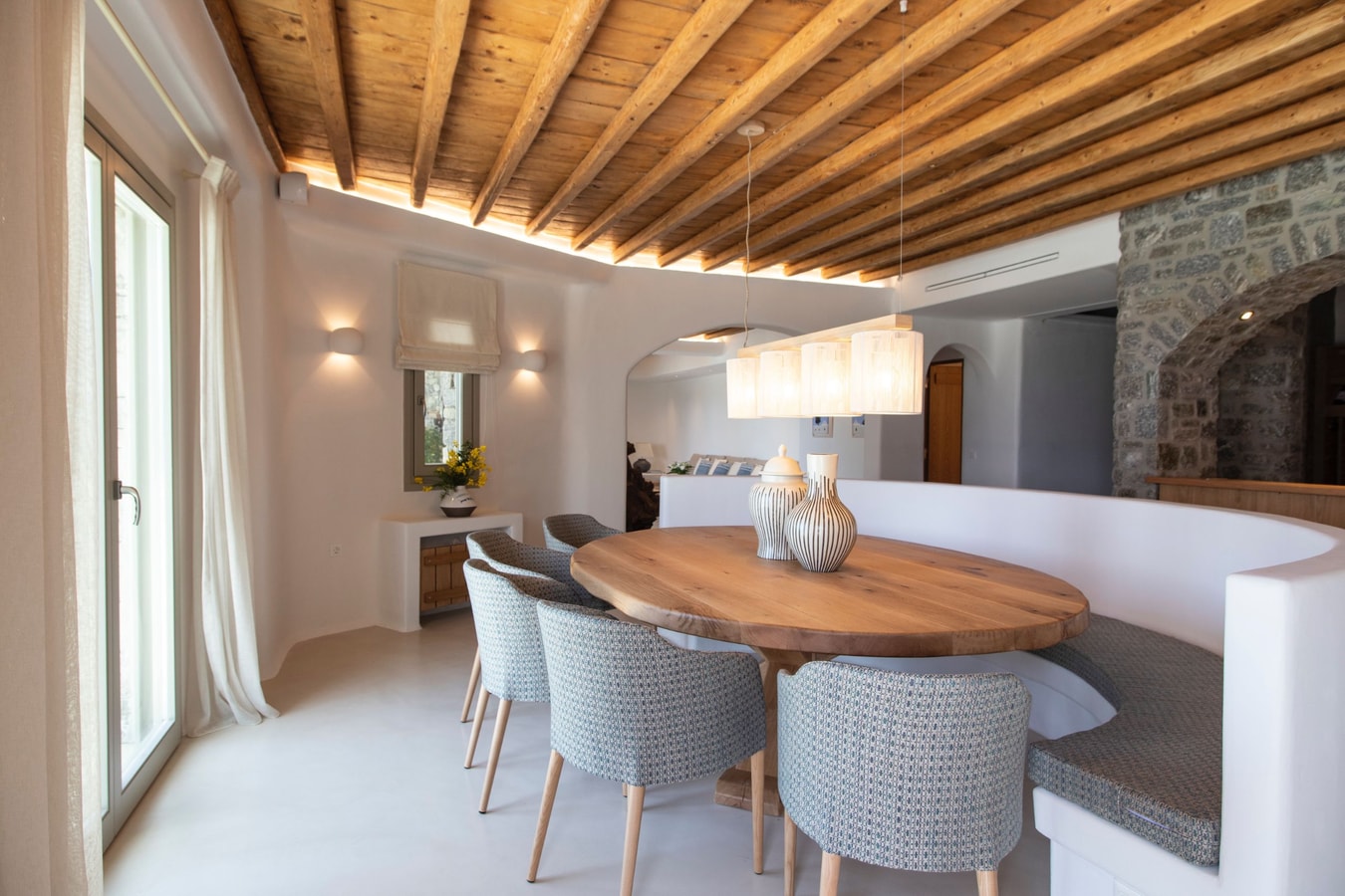 Luxury modern villa with swimming pool in Mykonos 2 My Villa Breaks