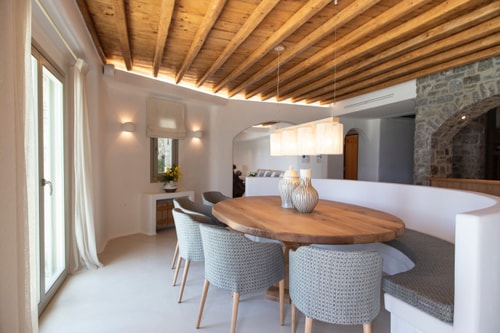 Luxury modern villa with swimming pool in Mykonos 2 My Villa Breaks