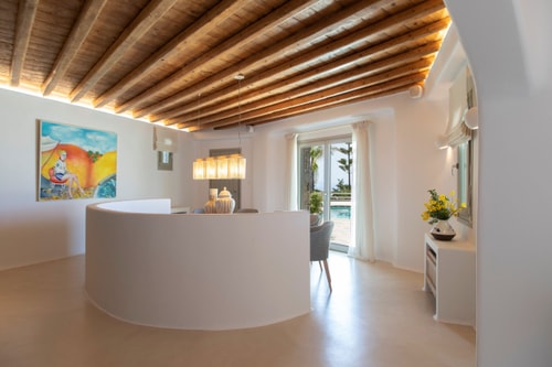 Luxury modern villa with swimming pool in Mykonos 4 My Villa Breaks