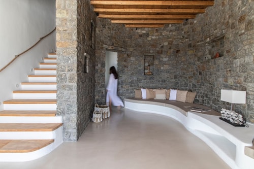 Luxury modern villa with swimming pool in Mykonos 7 My Villa Breaks