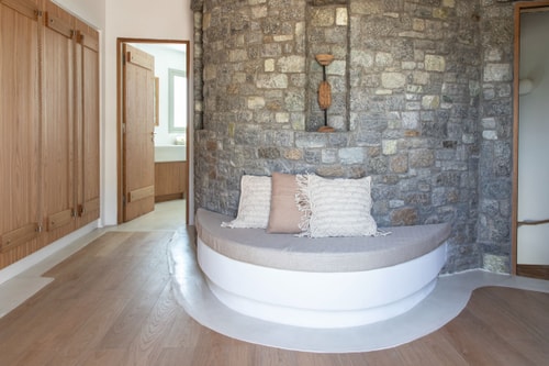 Luxury modern villa with swimming pool in Mykonos 13 My Villa Breaks