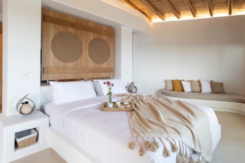 Luxury modern villa with swimming pool in Mykonos 46 My Villa Breaks