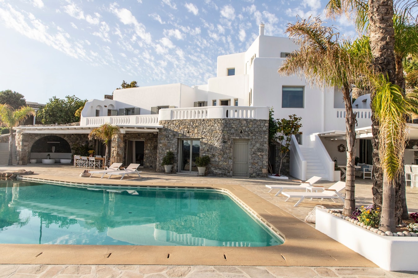 Luxury modern villa with swimming pool in Mykonos 56 My Villa Breaks