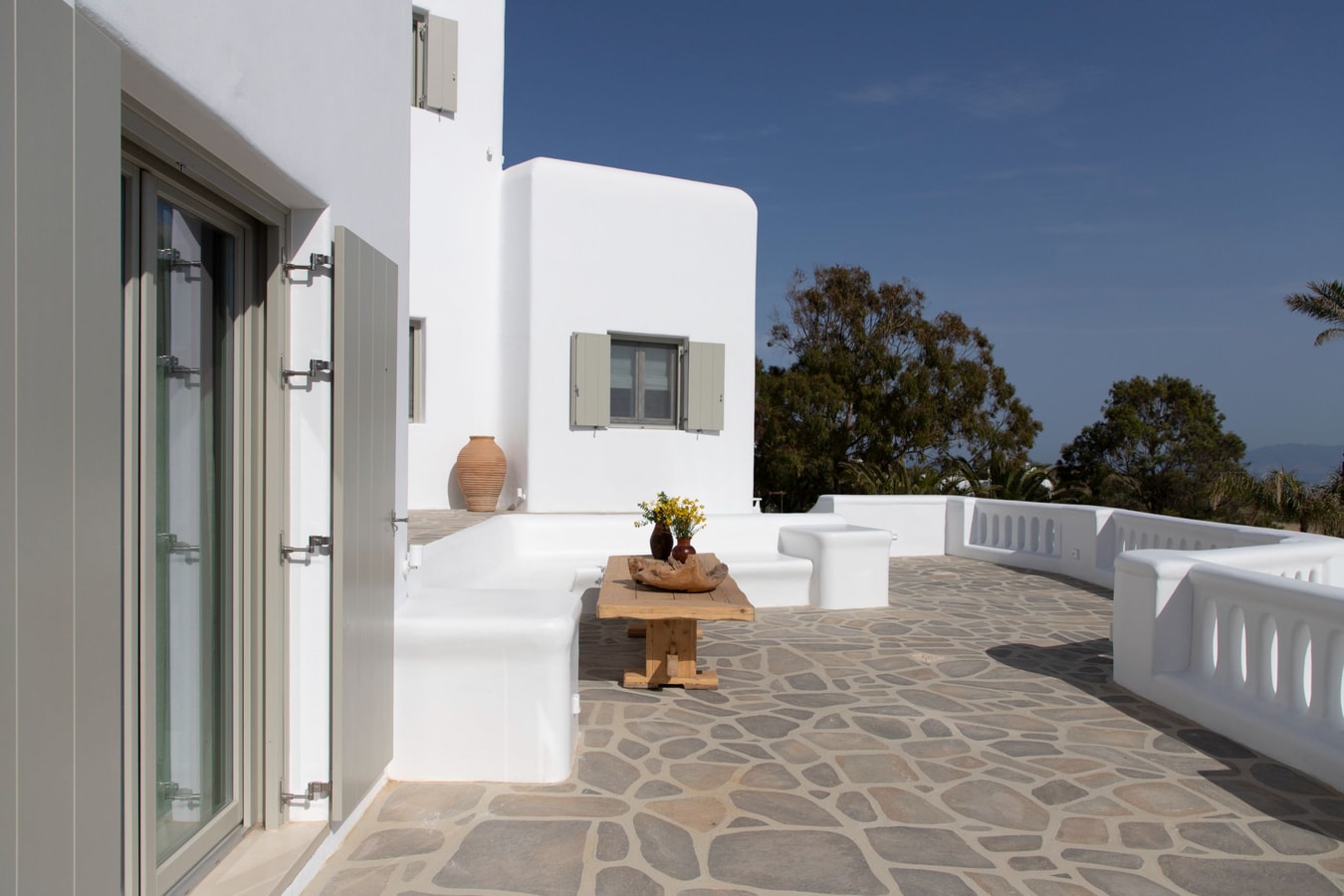 Luxury modern villa with swimming pool in Mykonos 71 My Villa Breaks