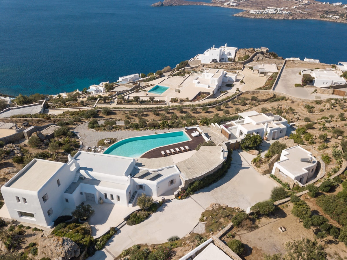 Luxury villa with swimming pool in Mykonos My Villa Breaks