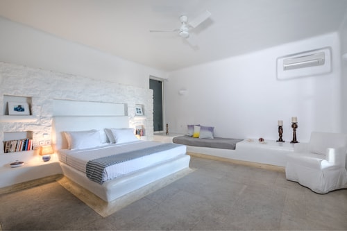 Luxury villa with swimming pool in Mykonos 9 My Villa Breaks