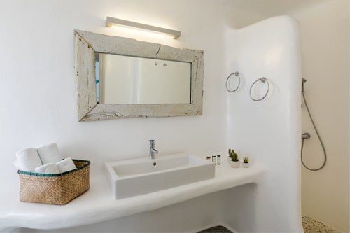 Luxury villa with swimming pool in Mykonos 13 My Villa Breaks