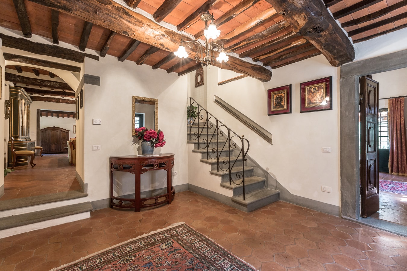Villa Del Giglio - Tuscan villa with pool 6 Italian Breaks