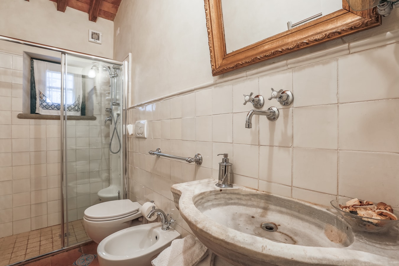 Villa Del Giglio - Tuscan villa with pool 8 Italian Breaks